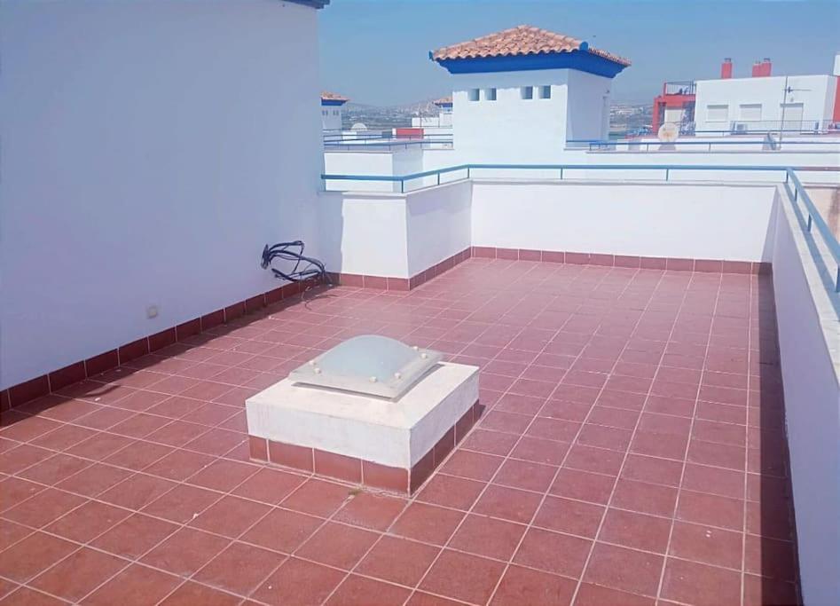 Casa Familiar A Pie De Piscina Villa Вера Екстериор снимка