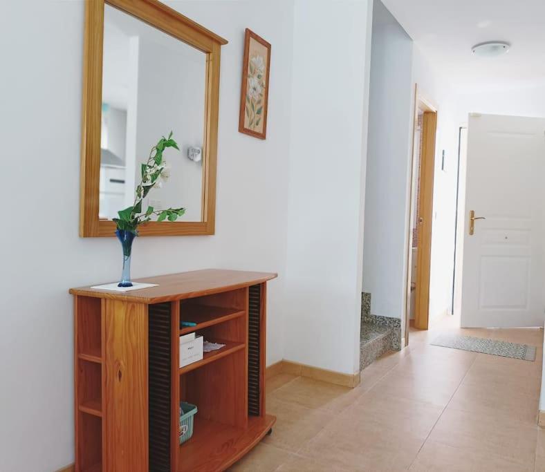 Casa Familiar A Pie De Piscina Villa Вера Екстериор снимка