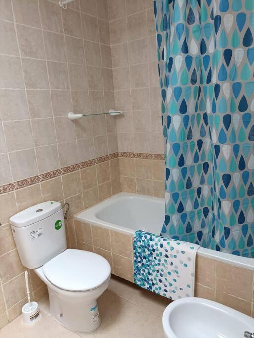 Casa Familiar A Pie De Piscina Villa Вера Екстериор снимка