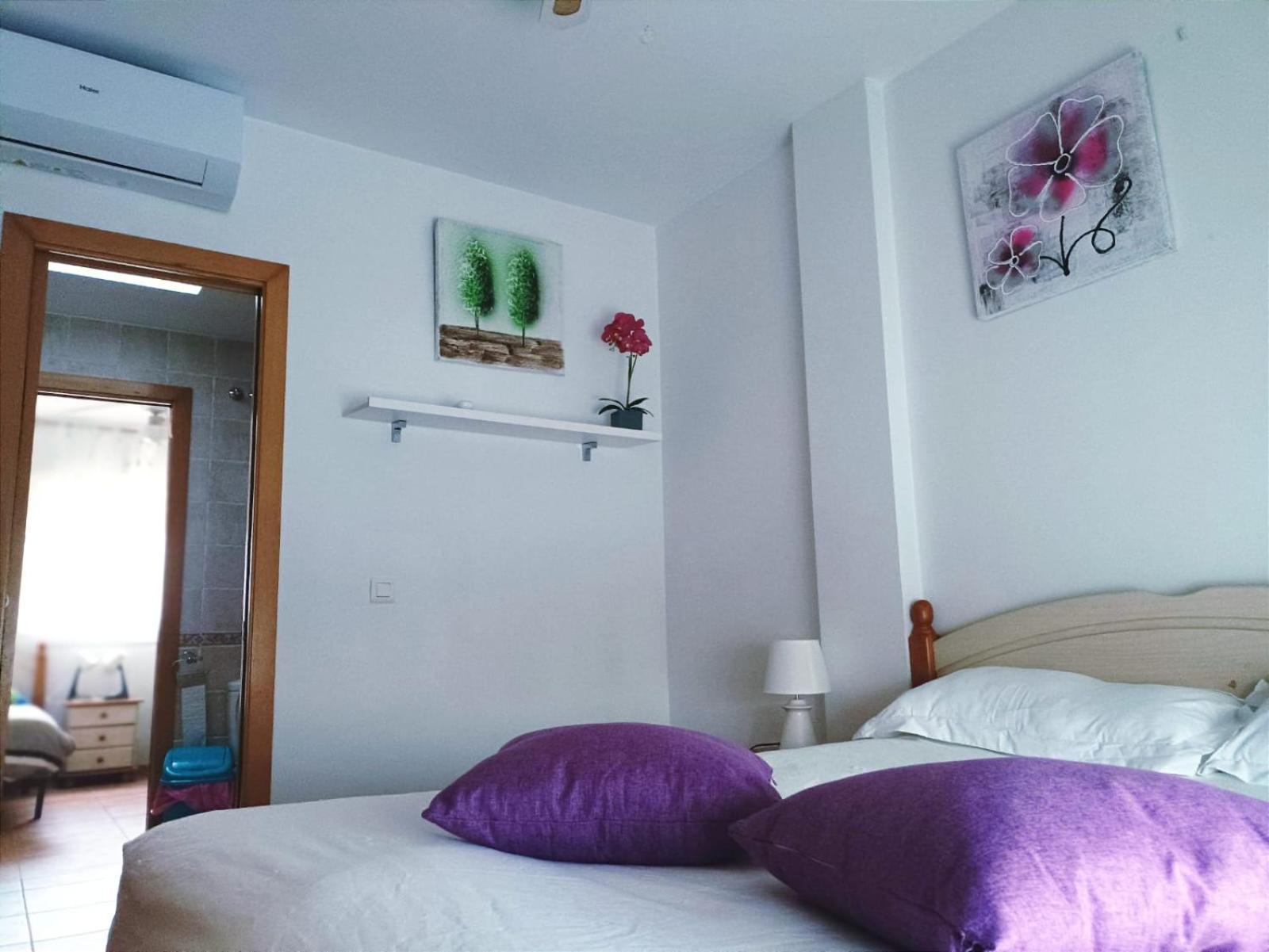 Casa Familiar A Pie De Piscina Villa Вера Екстериор снимка